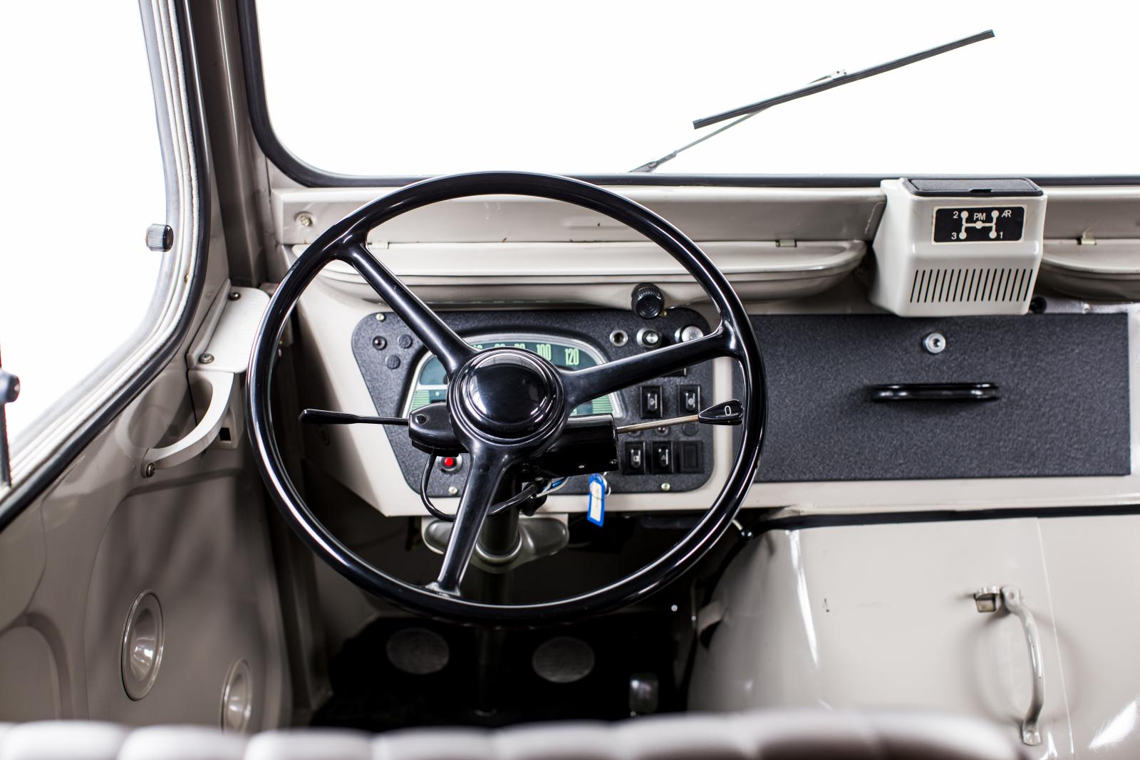 Type H steering wheel