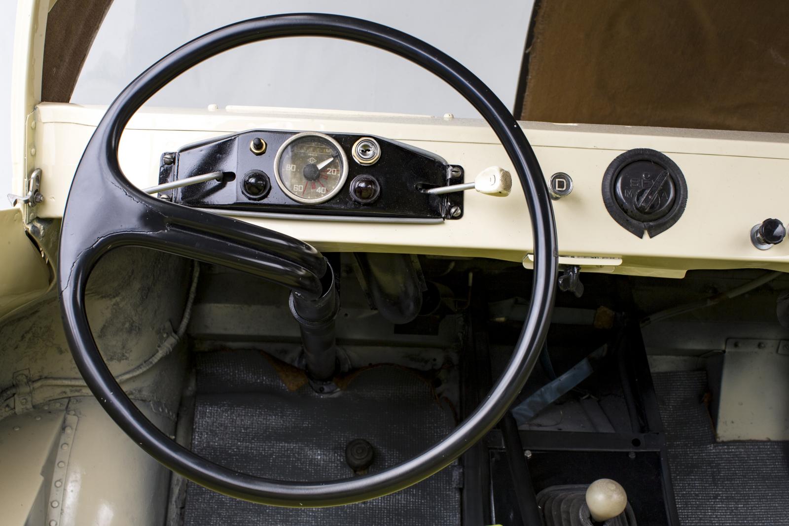 C10 steering wheel 