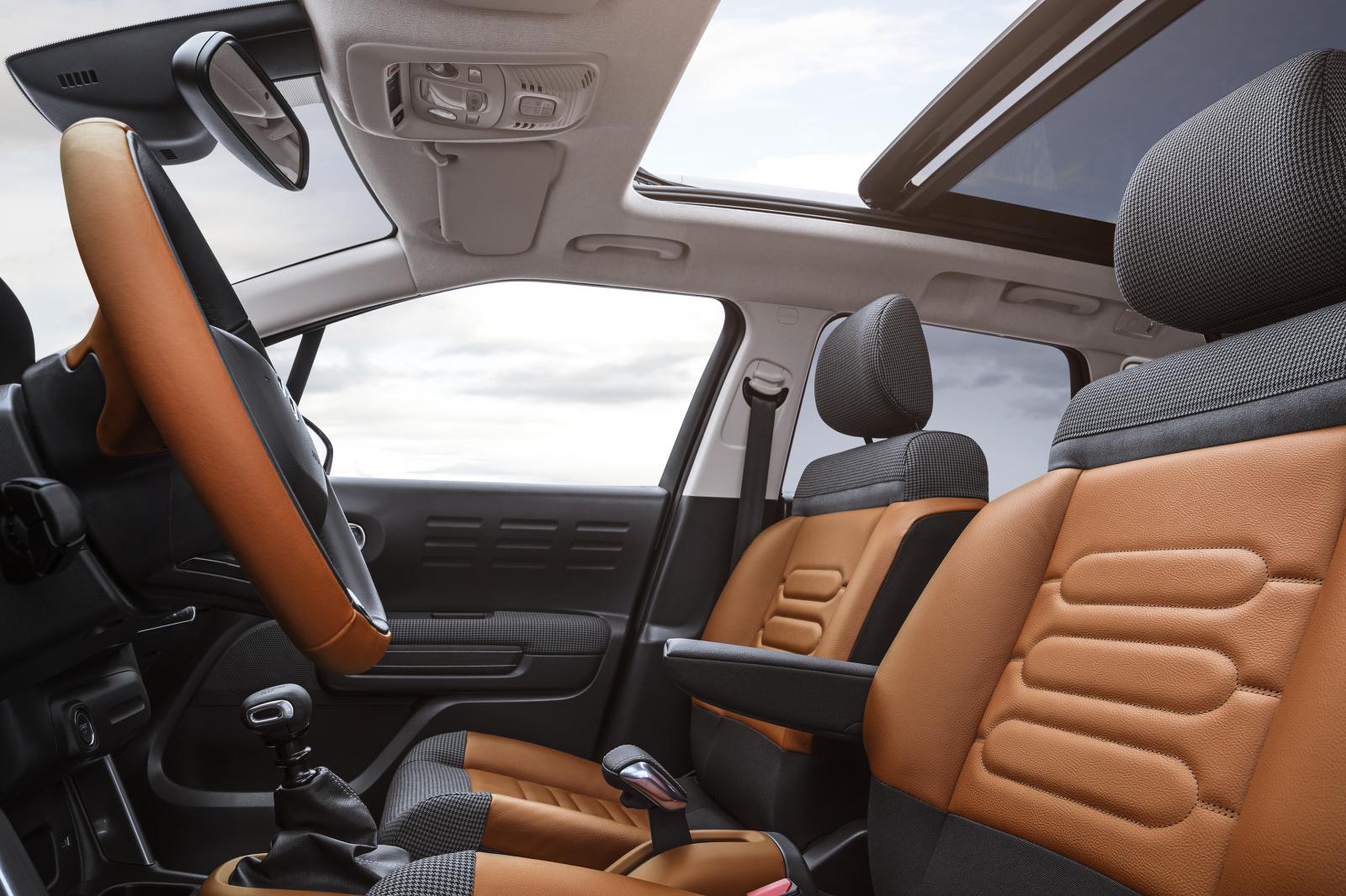 C3 Aircross Compact SUV - Front seats